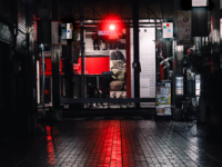 夜更けのレッドシグナル